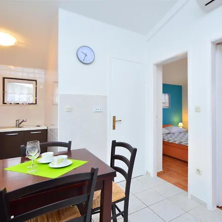 Apartment Apartment Johanna By Interhome *